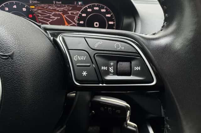 Audi Q2 (2017) thumbnail 18