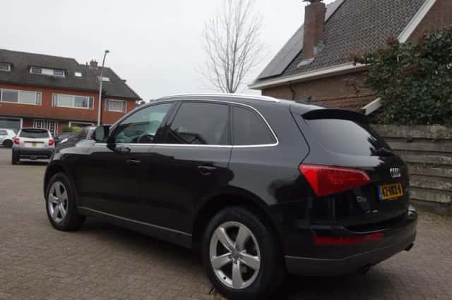 Audi Q5 (2009) thumbnail 5