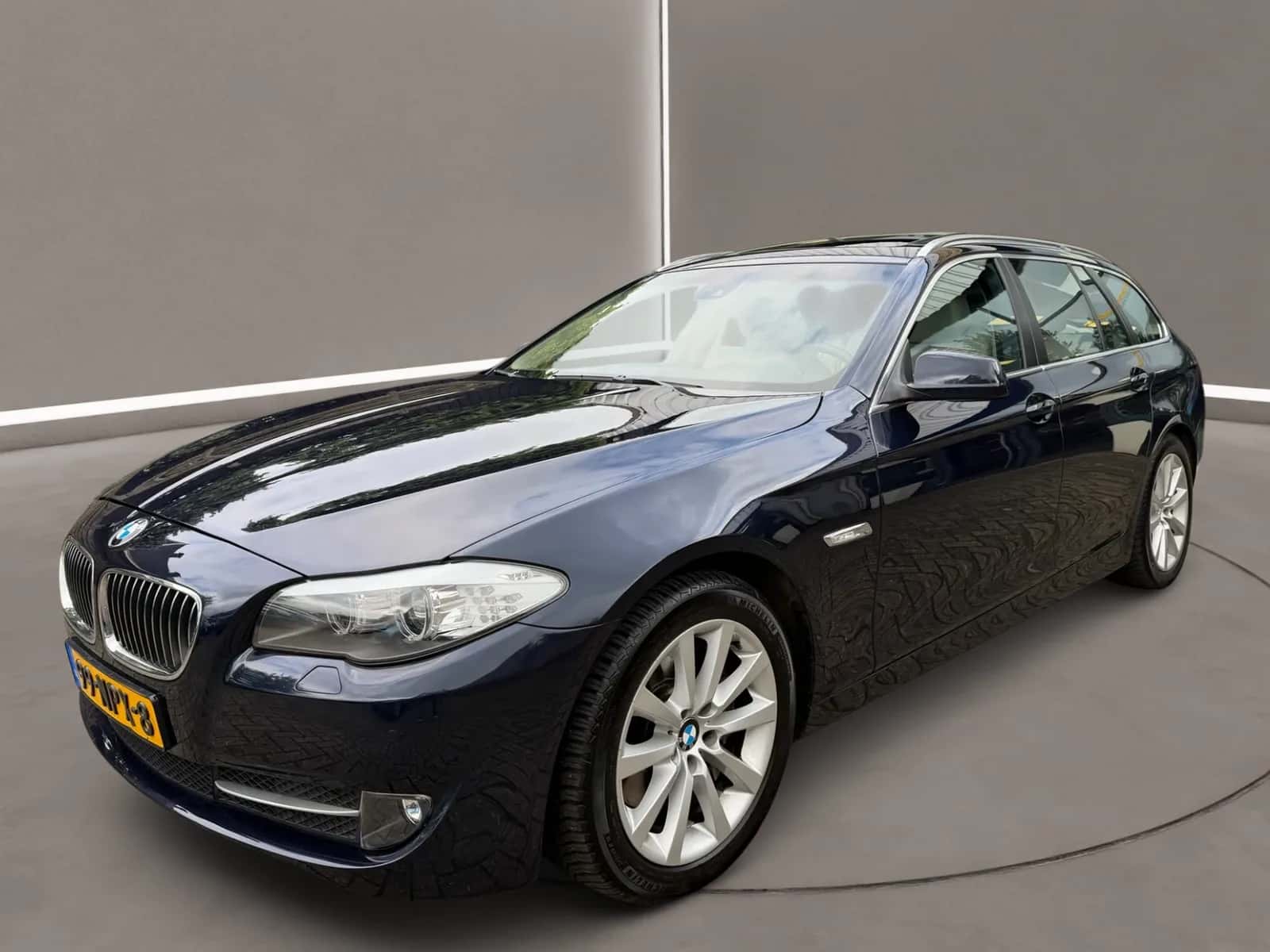 BMW 5-Serie (2010) — foto 1