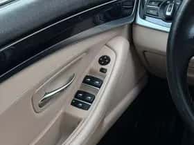BMW 5-Serie (2010) thumbnail 19