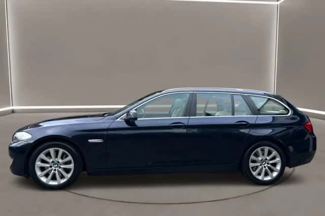 BMW 5-Serie (2010) thumbnail 3