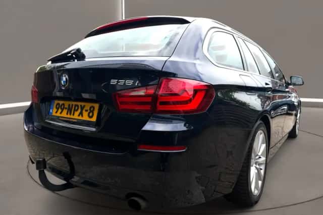 BMW 5-Serie (2010) thumbnail 24