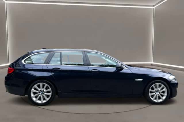 BMW 5-Serie (2010) thumbnail 4