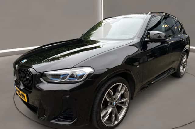 BMW X3 (2022) thumbnail 1