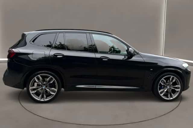 BMW X3 (2022) thumbnail 4