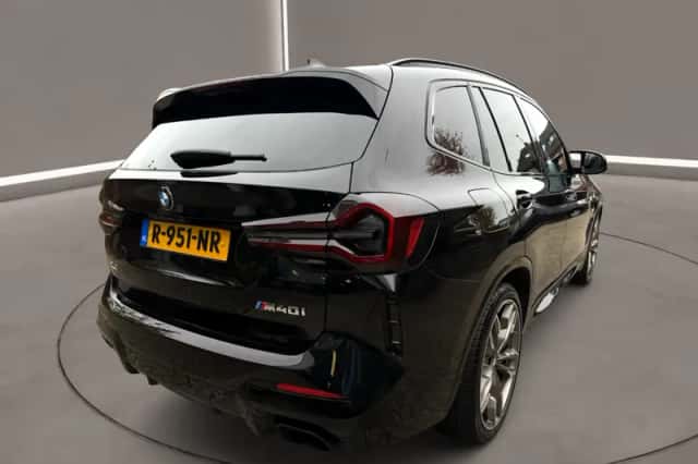 BMW X3 (2022) thumbnail 6