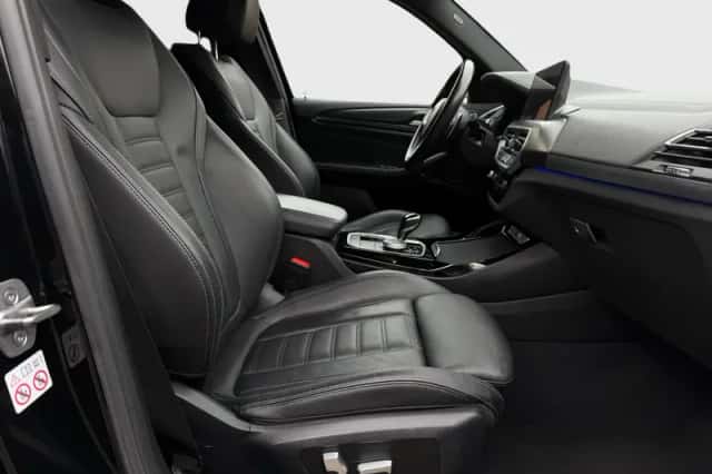 BMW X3 (2022) thumbnail 7