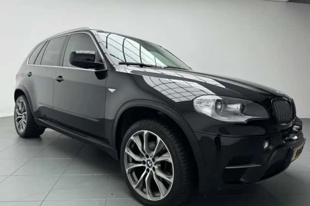 BMW X5 (2011) thumbnail 23
