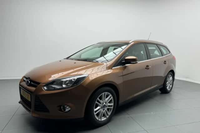Ford Focus (2013) thumbnail 1