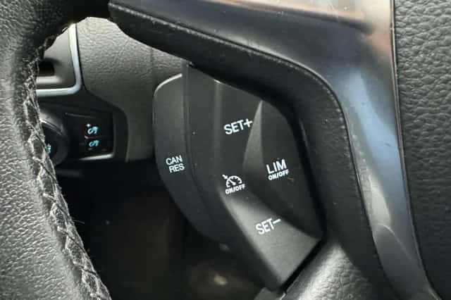 Ford Focus (2013) thumbnail 18