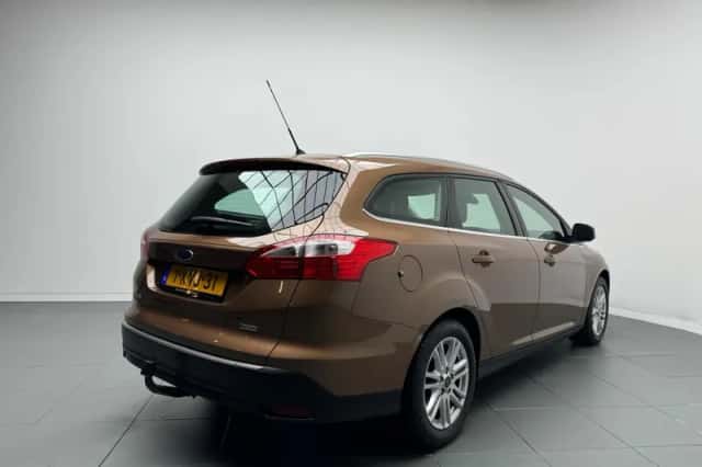 Ford Focus (2013) thumbnail 6