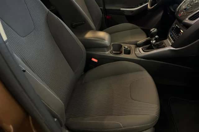Ford Focus (2013) thumbnail 7
