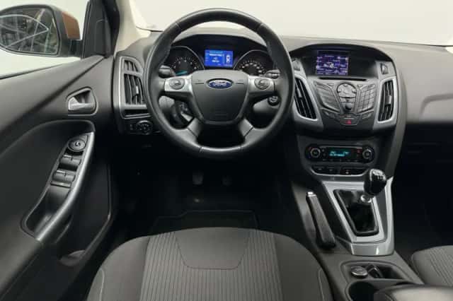 Ford Focus (2013) thumbnail 9