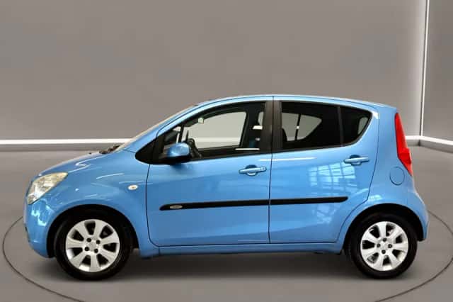 Opel Agila (2009) thumbnail 3