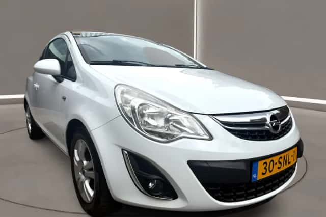 Opel Corsa (2011) thumbnail 19