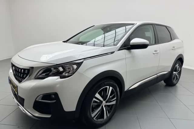 Peugeot 3008 (2017) thumbnail 1