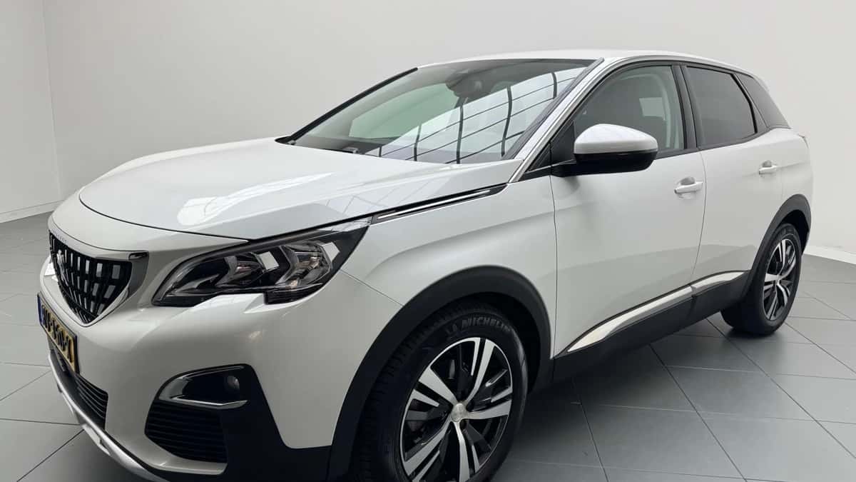 Peugeot 3008 (2017) — foto 1