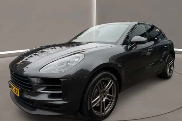 Porsche Macan (2020) thumbnail 1