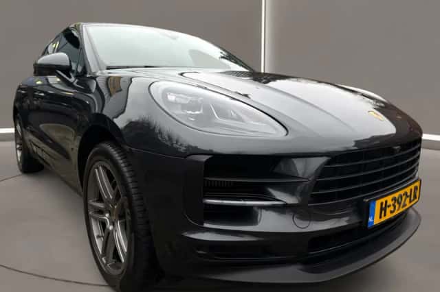Porsche Macan (2020) thumbnail 20