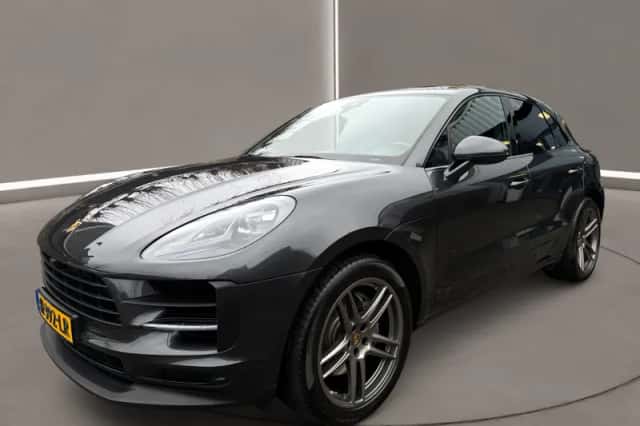 Porsche Macan (2020) thumbnail 26