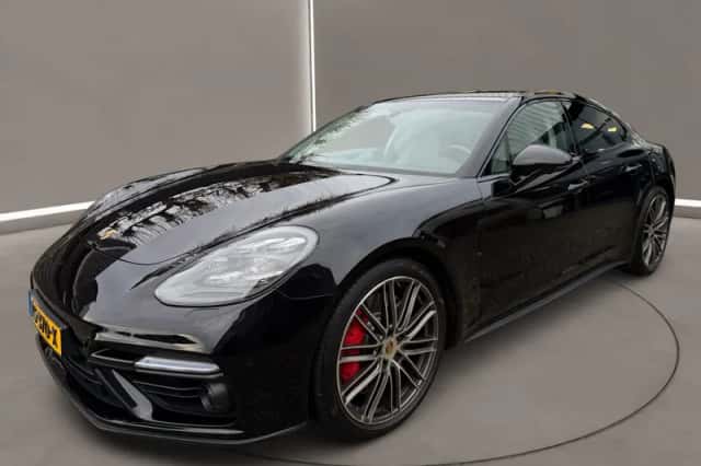 Porsche Panamera (2016) thumbnail 1
