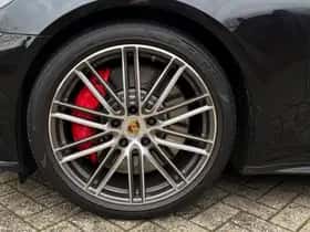 Porsche Panamera (2016) thumbnail 19