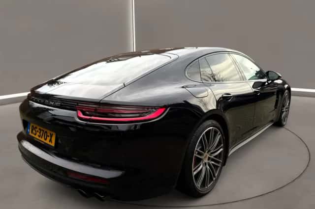 Porsche Panamera (2016) thumbnail 6