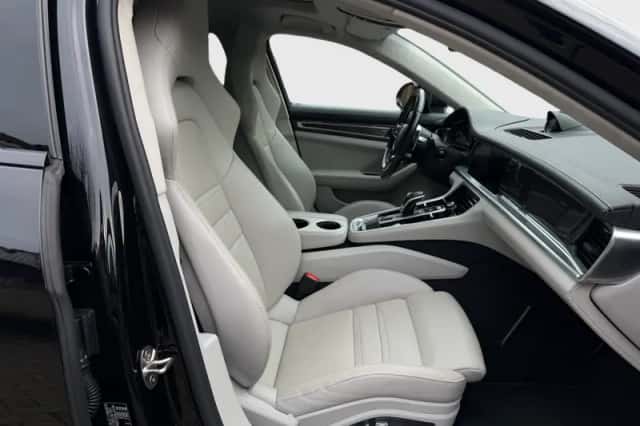 Porsche Panamera (2016) thumbnail 7