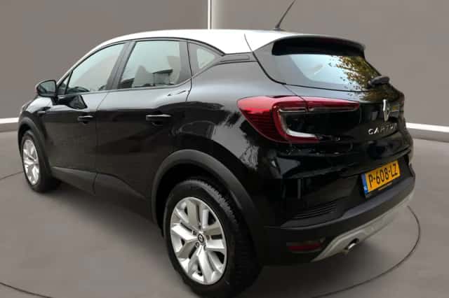 Renault Captur (2021) thumbnail 5