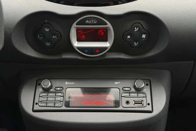 Renault Twingo (2012) thumbnail 13