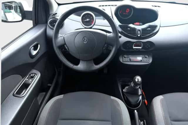 Renault Twingo (2012) thumbnail 9