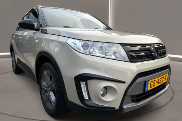 Suzuki Vitara (2015) thumbnail 20