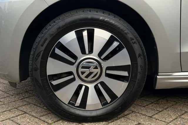 Volkswagen E-Up! (2017) thumbnail 20