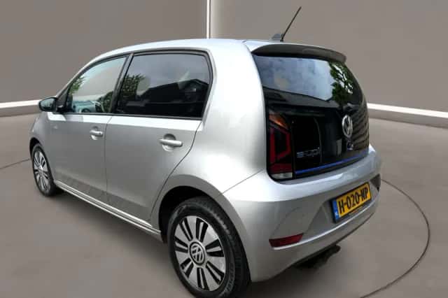 Volkswagen E-Up! (2017) thumbnail 5