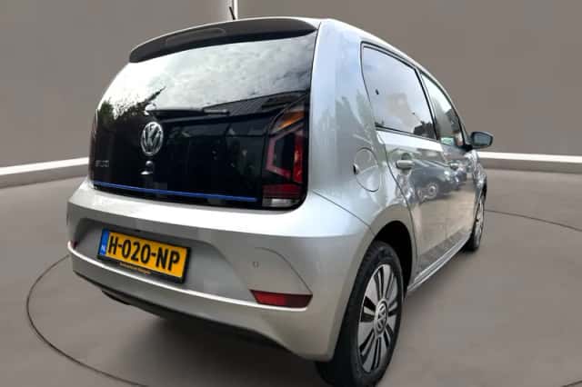 Volkswagen E-Up! (2017) thumbnail 6
