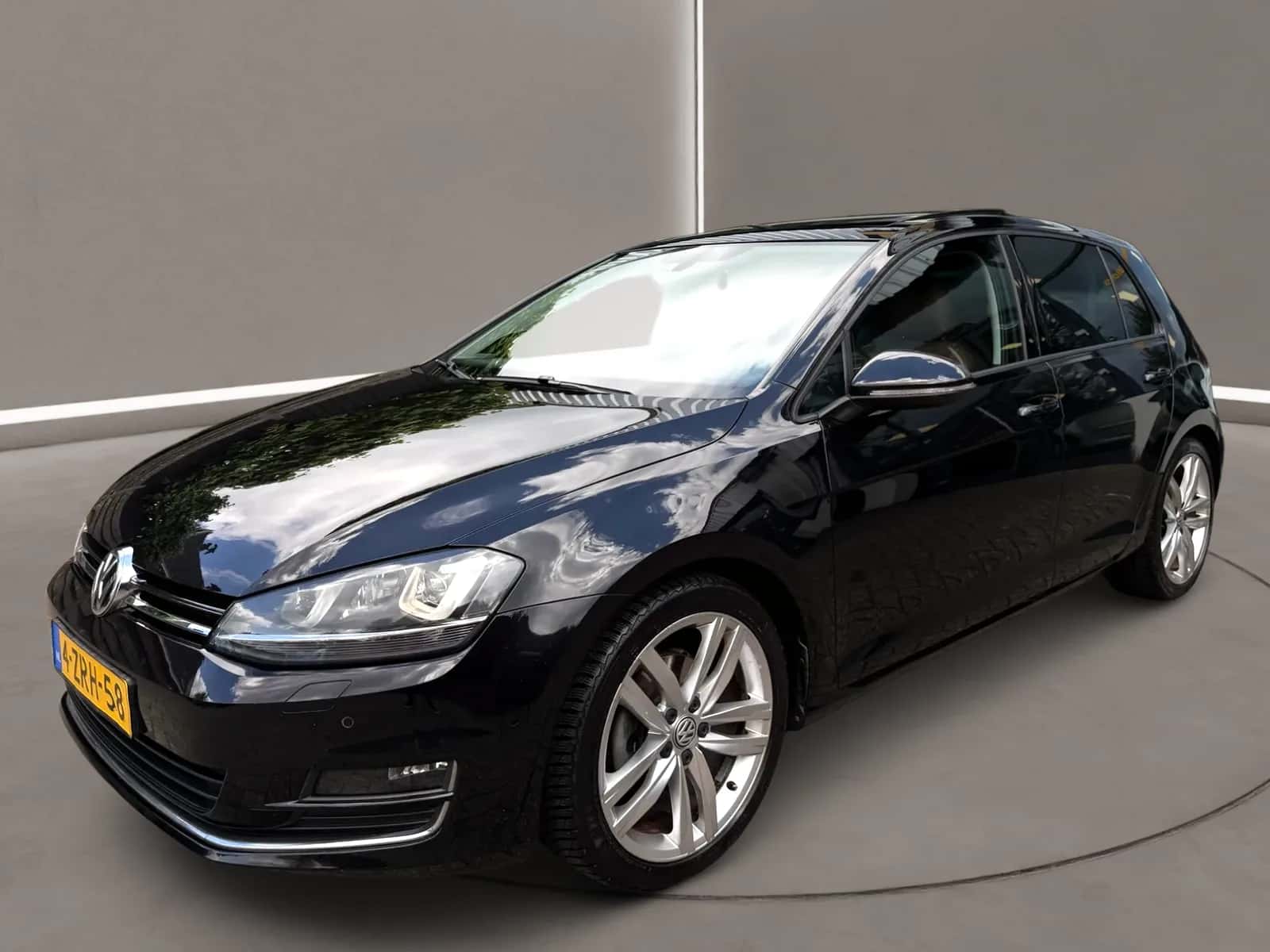 Volkswagen Golf (2015) — foto 1