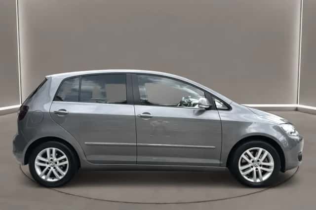 Volkswagen Golf (2013) thumbnail 4
