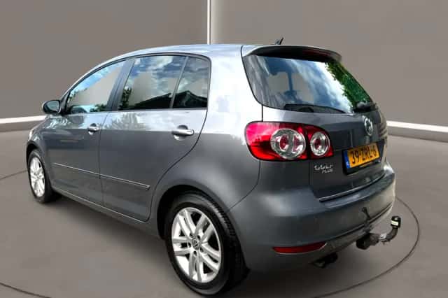 Volkswagen Golf (2013) thumbnail 5