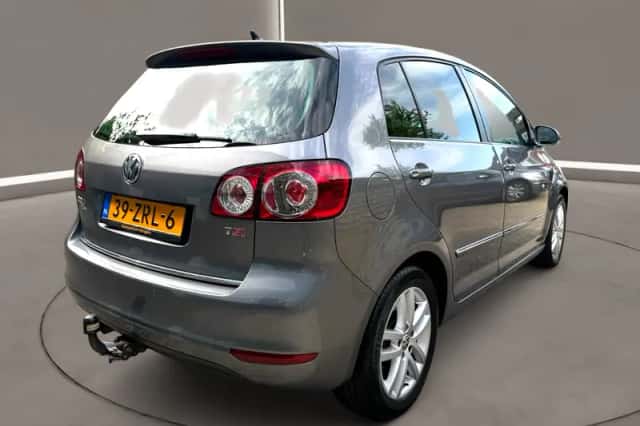 Volkswagen Golf (2013) thumbnail 6