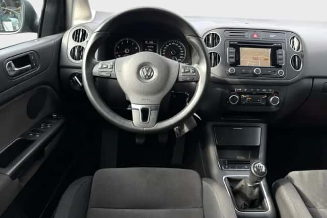 Volkswagen Golf (2013) thumbnail 9
