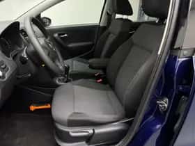 Volkswagen Polo (2010) thumbnail 8