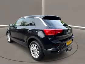 Volkswagen T-Roc (2019) thumbnail 5