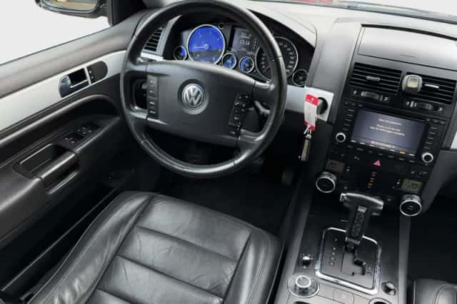 Volkswagen Touareg (2007) thumbnail 17