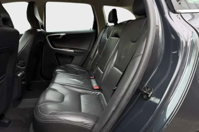 Volvo XC60 (2013) thumbnail 9