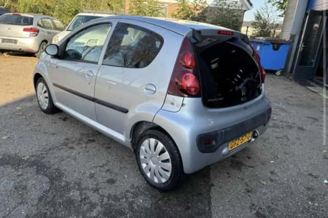 Peugeot 107 (2014) thumbnail 6