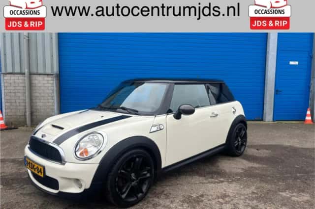 MINI Mini (2007) thumbnail 2