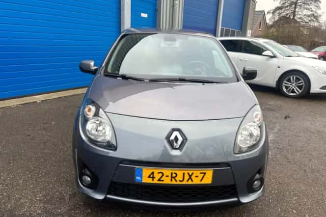 Renault Twingo (2011) thumbnail 3