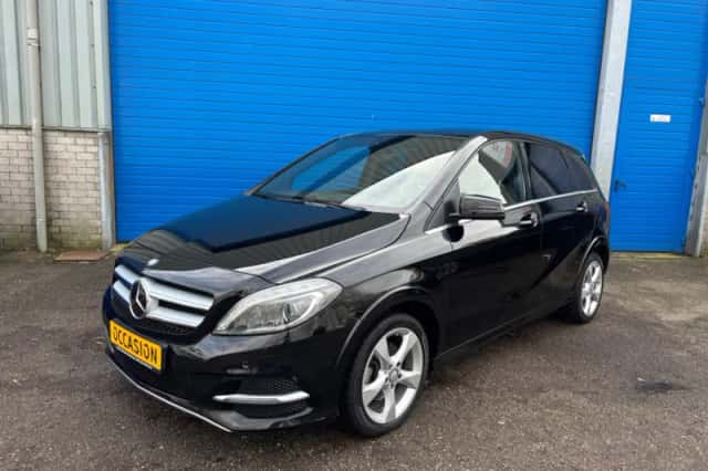 Mercedes-Benz B-Klasse (2017) thumbnail 2