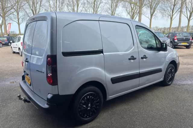 Peugeot Partner (2017) thumbnail 5