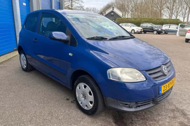 Volkswagen Fox (2007) thumbnail 4